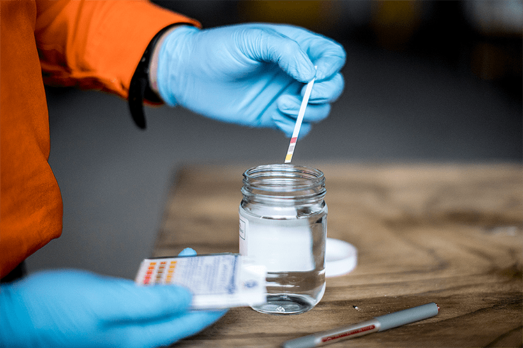 testing water for pollution