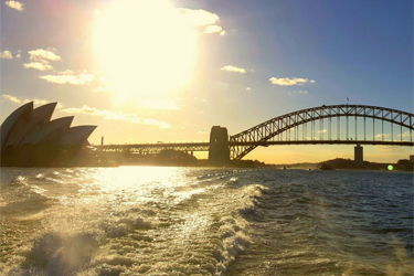 Image of Sydney Harbour in a Heatwave
